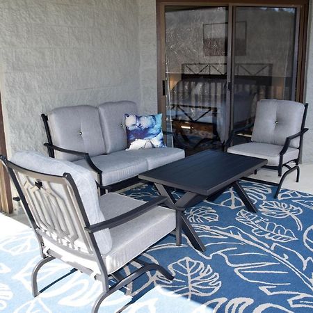 Cozy Mountain Getaway! Mountain Views! 2 Bed, 2 Bath, Sleeps 6 Apartman Gatlinburg Kültér fotó